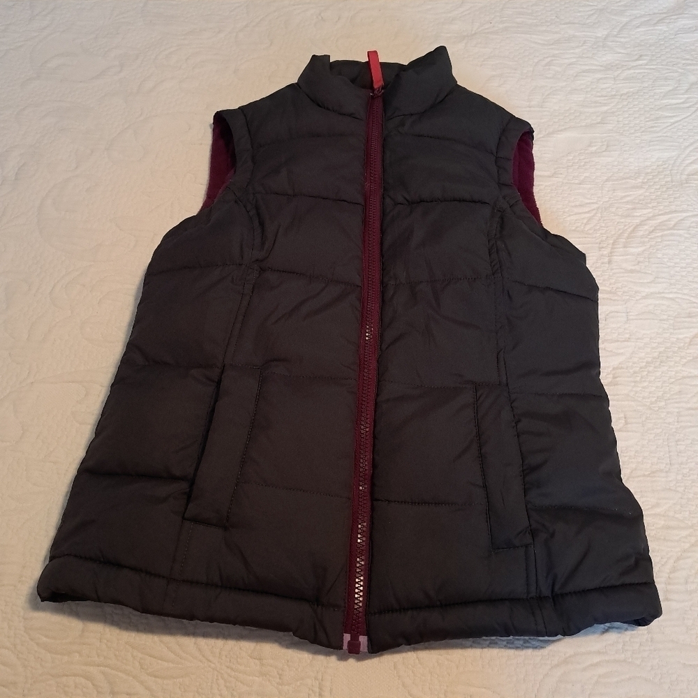 Boden women's size 2 gray with purple accent, purple fleece lining, 2 pockets